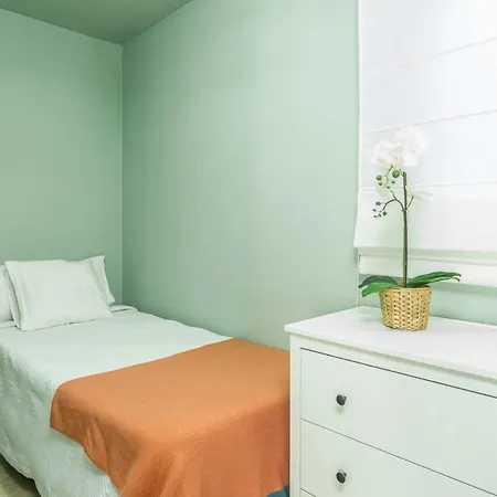 דירה Cristianos Plaza, With Air-conditioning